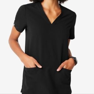 FIGS BLACK WOMEN SCRUB TOP